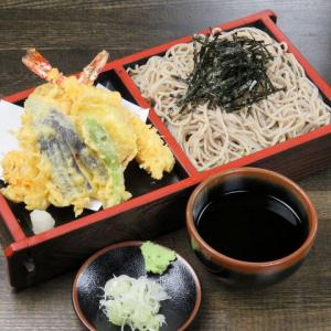 おすすめ蕎麦♪ 海わ屋天ざる1480円+税 こだわり自家製面の蕎麦と揚げたてさくさくの天ぷらが美味しい。