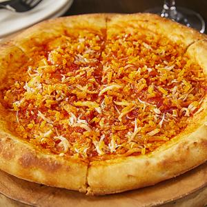 天然酵母のピザ しらすのマリナーラ～からすみ風味～