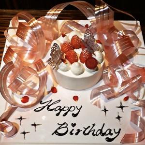 【飴細工付きホールケーキ♪】パティシエ特製の写真映え◎なケーキで特別な日をお祝い