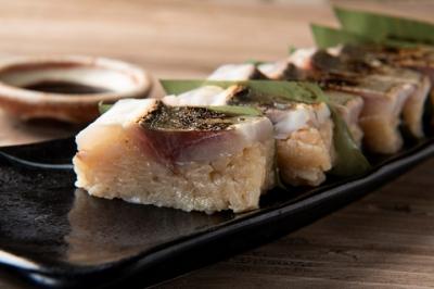 熟成シマアジの押し寿司