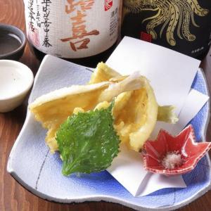 魚がより美味しくなる調理法でご提供！「キスの天ぷら」680円(税抜)
