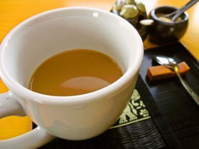 鴛鴦茶(インヨン茶)
