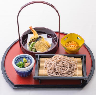 海老と季節野菜の天麩羅蕎麦(小鉢)