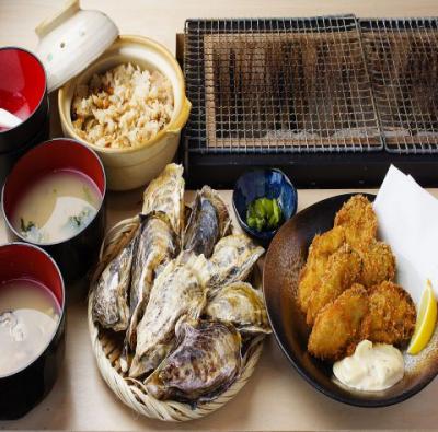 焼き、蒸し、フライも！桝政の良いトコ取り♪殻付き牡蛎定食1480円(税抜)！