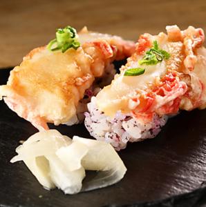 変わりダネの天ぷら各種がおもしろい。イカ紅天・うなぎの蒲焼・パクチーのかき揚げなど一品180円～◎