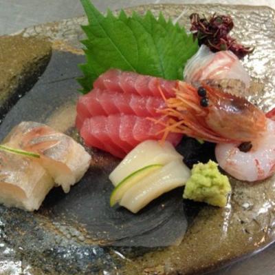 鮪、牡丹海老、貝柱、鯛、かますの棒寿司