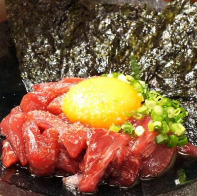 【おススメ！】マグロほほ肉のユッケ 750円