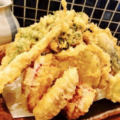 【天ぷら】揚げたてサックサクな天ぷらはいかがですか?当店自慢の「野菜天ぷら盛合わせ」ほか。