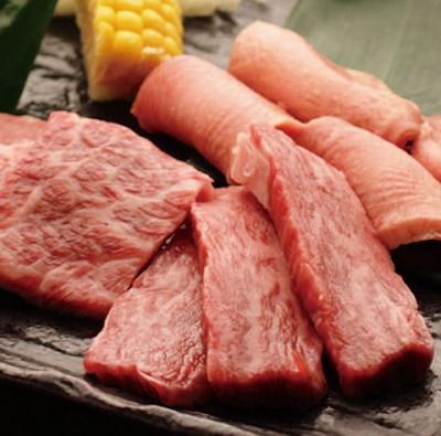 お肉はもちろん種類豊富な焼肉食べ放題♪3828円(税込)♪女性、シニアは3608円(税込)♪