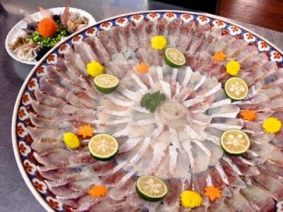 日本料理 魚池