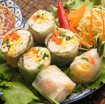 本場タイ料理を存分に楽しめる♪人気定番メニュー等ティーヌンの「本物」の料理を豊富にご用意しております