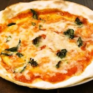 窯焼きマルゲリータピザ