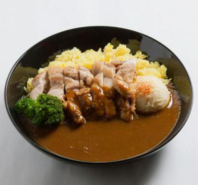 チキンステーキカレー(Chicken steak curry)