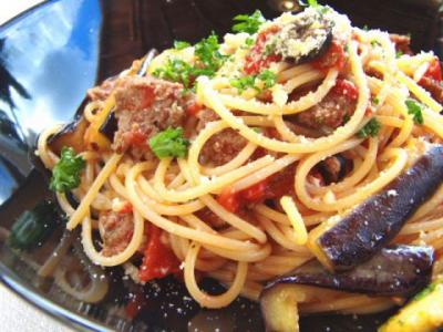 茄子のボロネーゼ(スープ付)～EggPlant Bolognese pasta＆Soup～