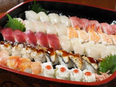 お寿司各種(水曜日限定)