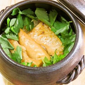 日替わり☆【季節の土鍋ご飯】鮭ハラスと三葉の土鍋ご飯