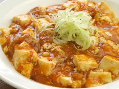 マーボー豆腐/豚肉ともやしのピリ辛炒め/ニラと細切肉炒め