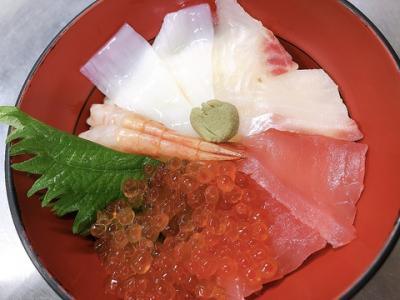 海鮮5種丼(A)