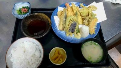 海鮮と野菜の天ぷら定食