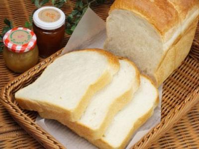 国産小麦の山型パン