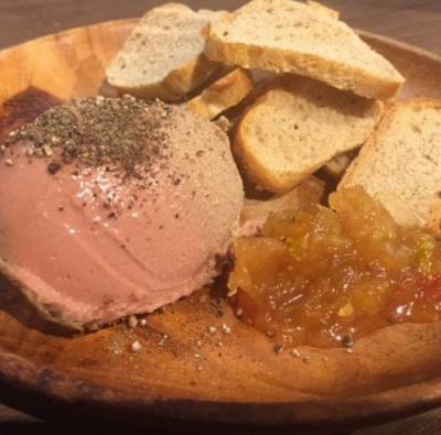 Chicken Liver Pate with Brown Bread【鶏白レバーのパテ～全粒粉パンを添えて～】