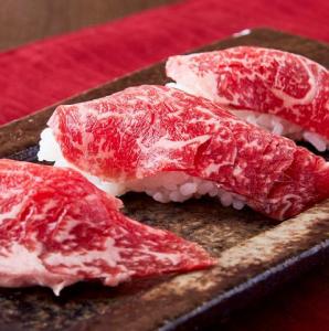 ◆ブランド和牛使用・炙り肉寿司の極上の旨味◆