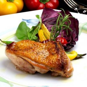 大山鶏と旬野菜のオーブン焼き ＆nbsp;ハーブの香り