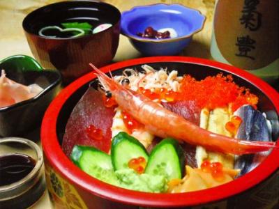 海鮮菊豊丼