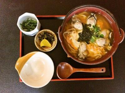 かき鍋うどん(Kakinabe-udon)
