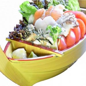 舟盛り海鮮サラダ