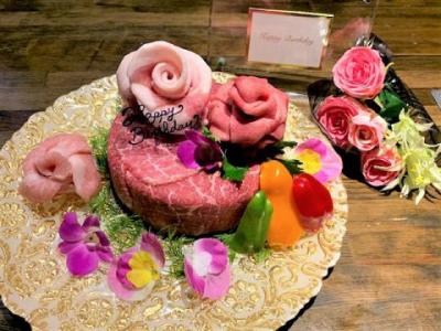 誕生日/還暦祝い/記念日/特別な日を盛り上げる♪肉ケーキ