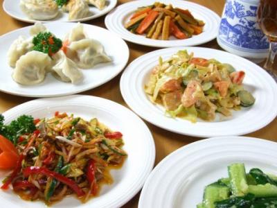中国出身のシェフが作る広東料理♪シェフのアレンジも光るコース料理をお楽しみ下さい。