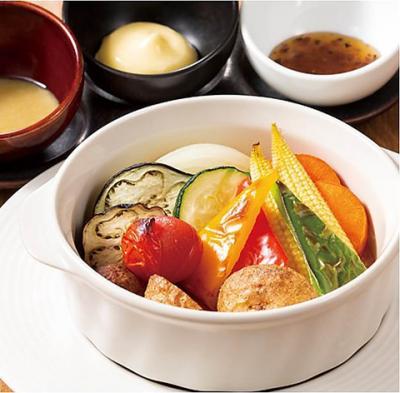 彩り野菜のオーブン焼き 3色ソース
